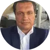 Stefan Sassenberg Markus Graf blickt in die Kamera, Portrait Foto